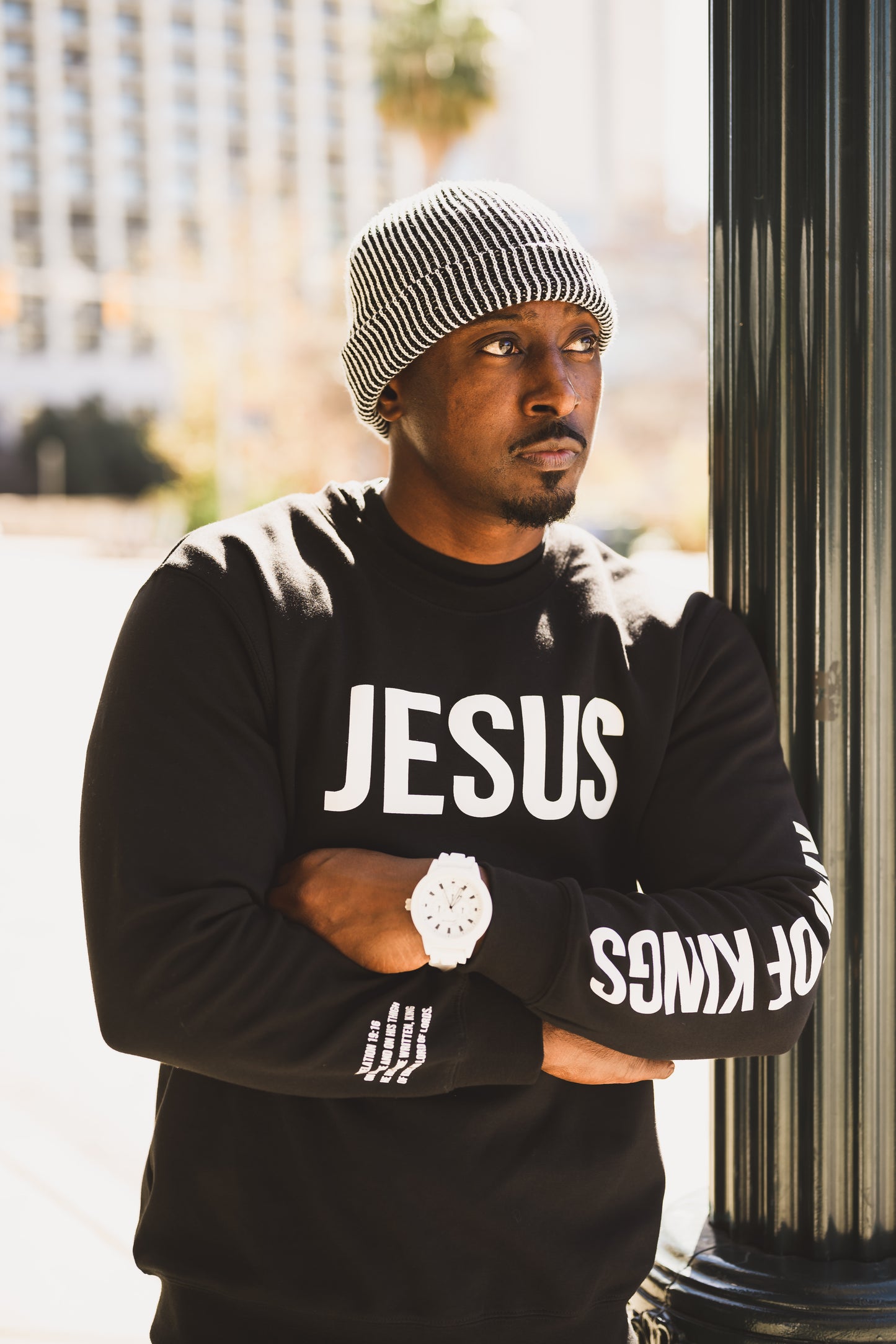 Jesus King Of Kings Sweater (Black/White)